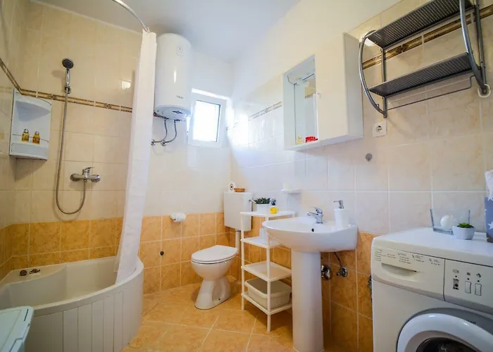 Katarina Apartment *