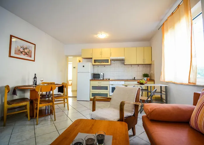 Katarina Apartment *