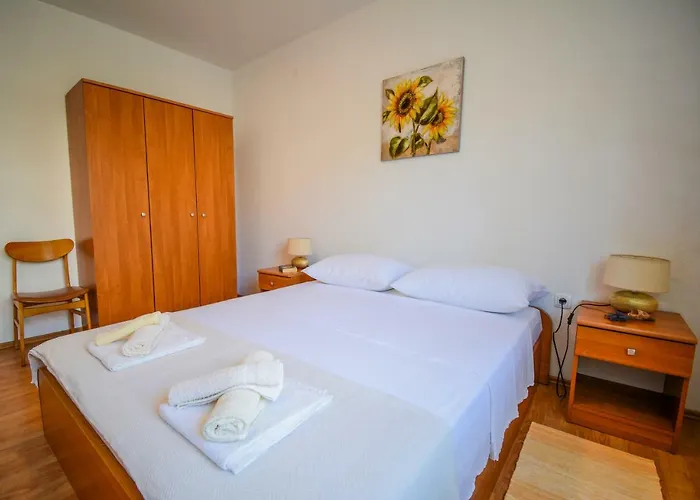 Katarina Apartment *